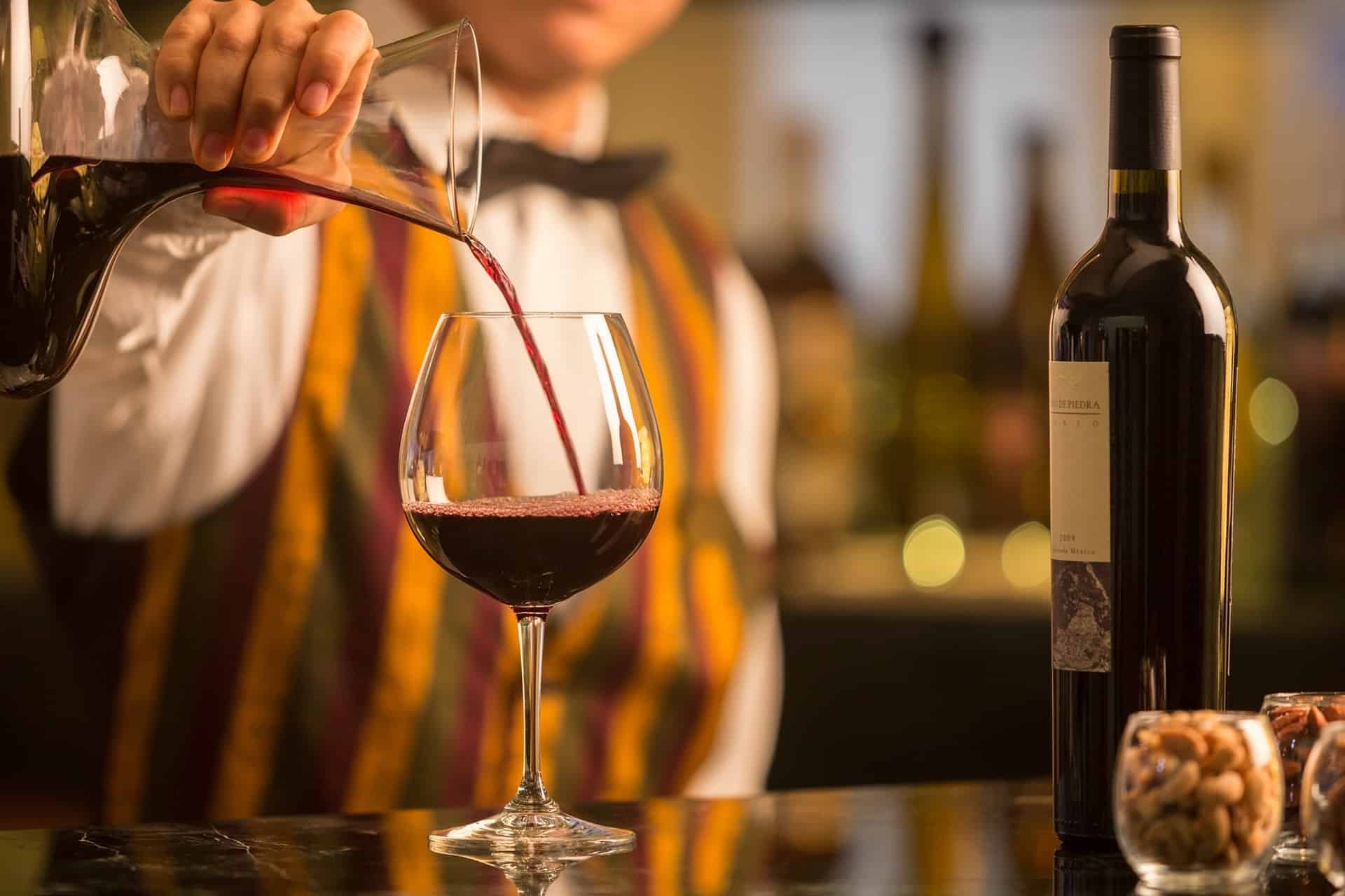 Vino Grand Fiesta Americana Coral Beach